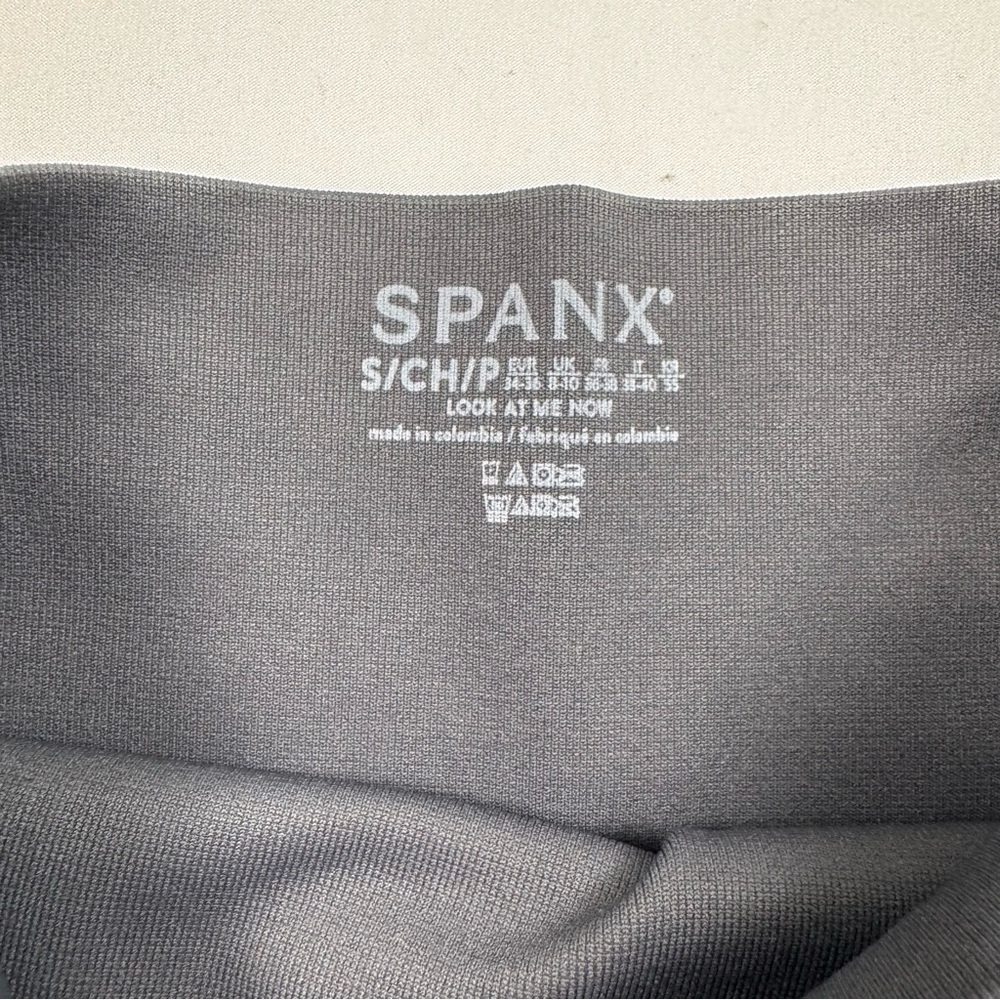 SPANX Women’s Look At Me Now Seamless Leggings Size Small 2-4 BlackCamo‎ Shaping - Picture 6 of 10
